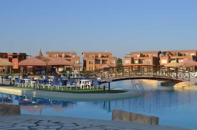 Three-Bedroom Garden Chalet At Marina Wadi Degla For Families Ain Sukhna Room photo